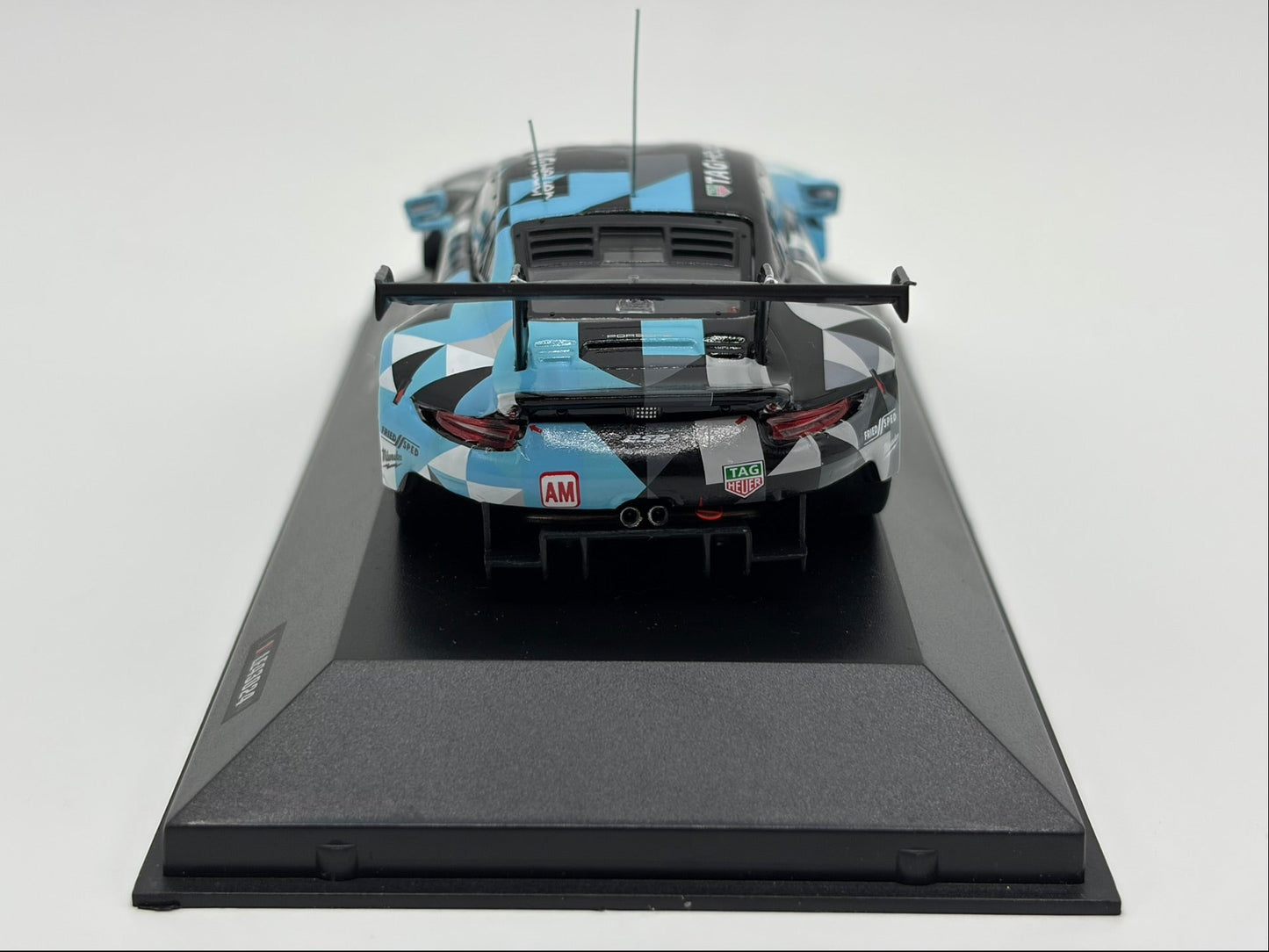 1/43 2018 Porsche 911 GT3 #77 - Ried / Andlauer / Campbell - IXO | Model Le Mans Car