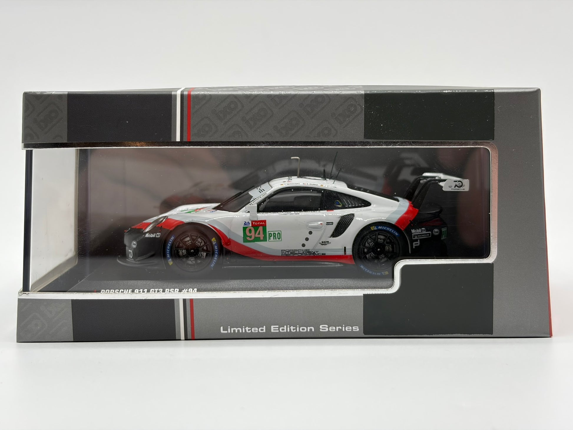 1/43 2018 Porsche 911 RSR #94 - Dumas / Bernhard / Muller - IXO | Model Le Mans Car