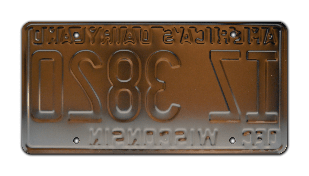 IZ 3820 - That '70s Show - Oldsmobile Vista Cruiser | License Plate