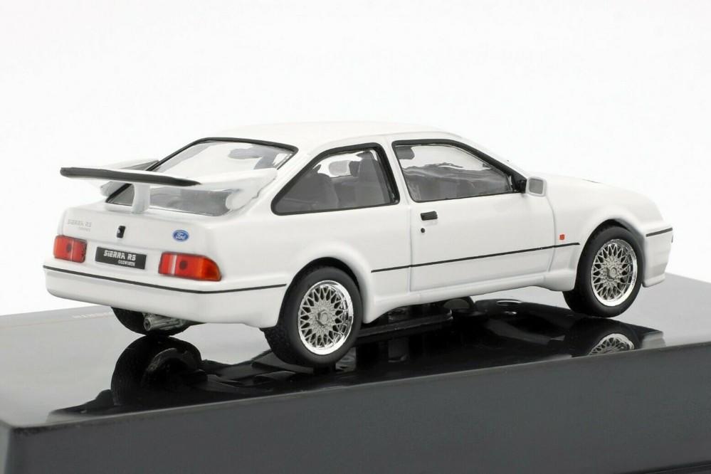 1/43 1987 Ford Sierra RS Cosworth - IXO | Model Car