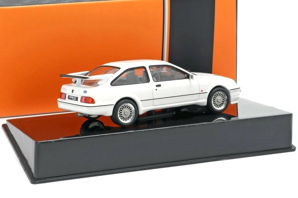 1/43 1987 Ford Sierra RS Cosworth - IXO | Model Car