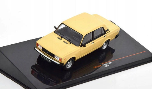 1/43 1981 Lada 2105 - IXO