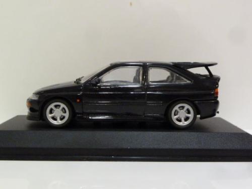 1/43 1995 Ford Escort RS Cosworth - Corgi Vanguards | Model Car