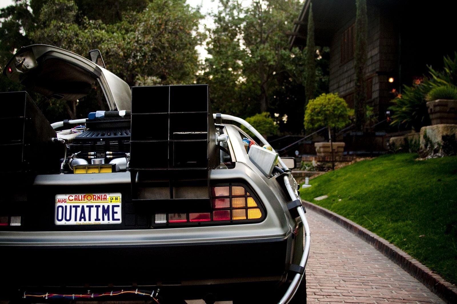 OUTATIME - Back to the Future License Plate