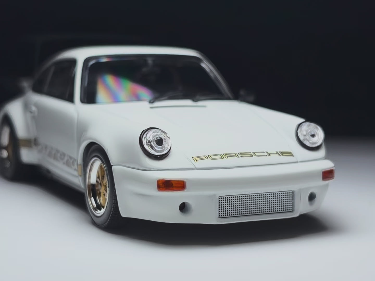 1/43 1974 Porsche 911 Carrera RS 3.0 - Maxichamps | Model Car