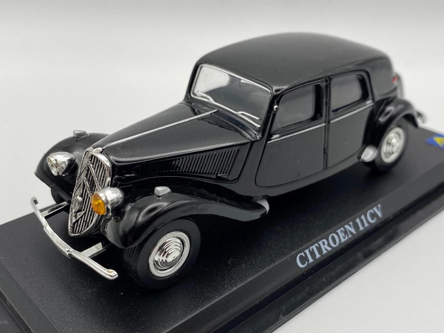 1/43 1954 Citroen Traction Avant 11CV - Del Prado | Model Car