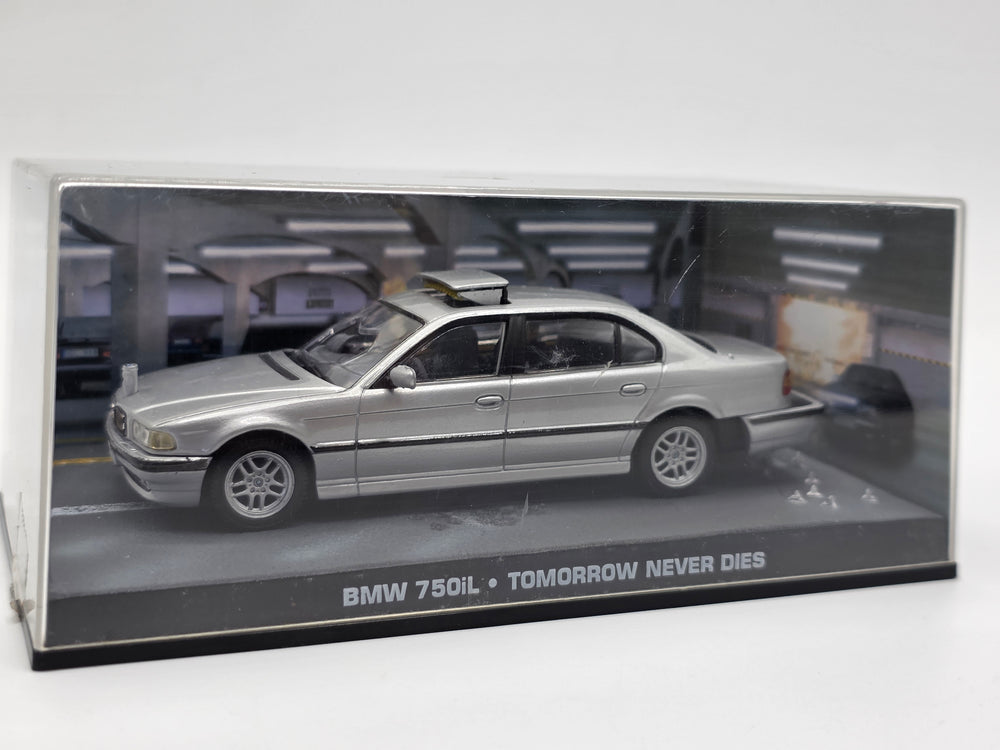 1/43 1997 BMW 750iL - Tomorrow Never Dies / James Bond | Model Car