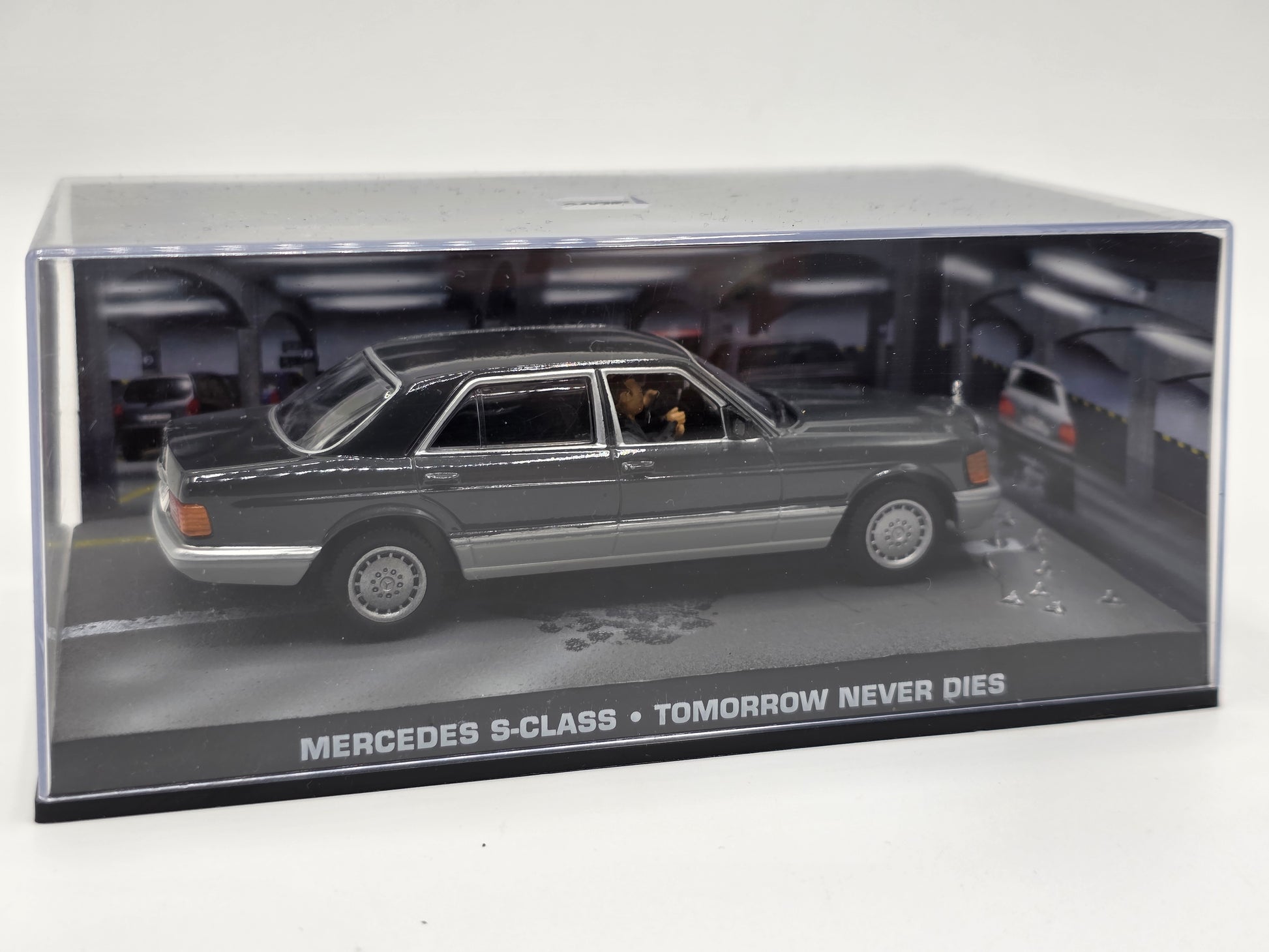 1/43 1996 Mercedes-Benz S-Class - Tomorrow Never Dies / James Bond | Model Car