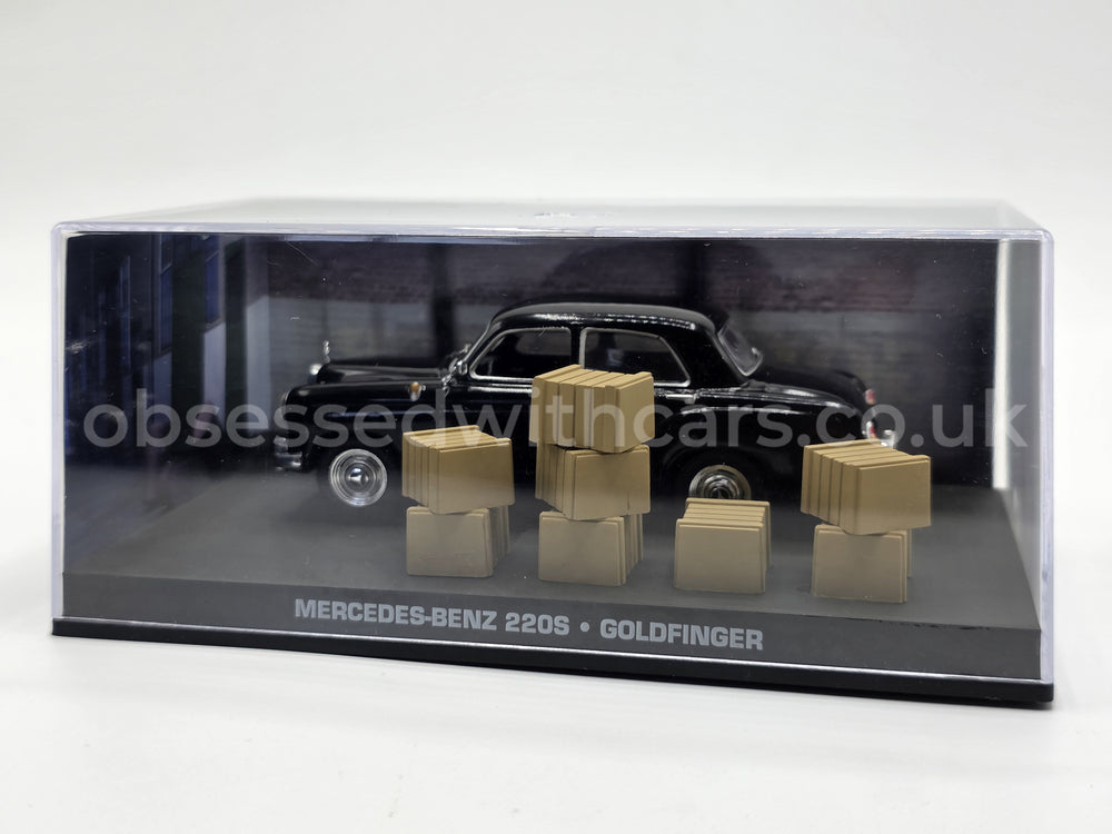 1/43 1956 Mercedes-Benz 220S - Goldfinger / James Bond | Model Car
